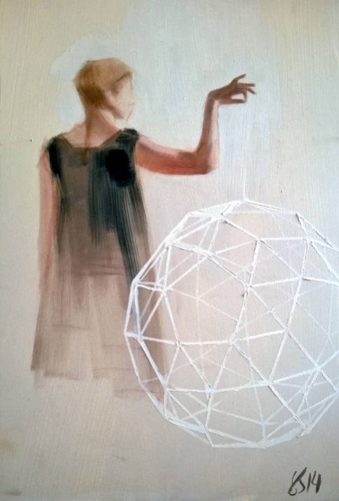 Woman portrait seen fro her back holding into her hand a giant geometric form.